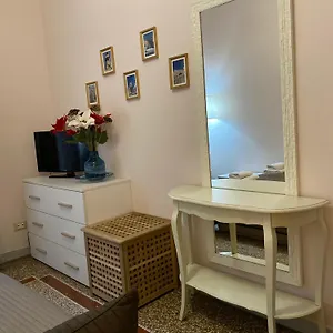 Emi House Re Di , Intero - 80 Mq Apartament
